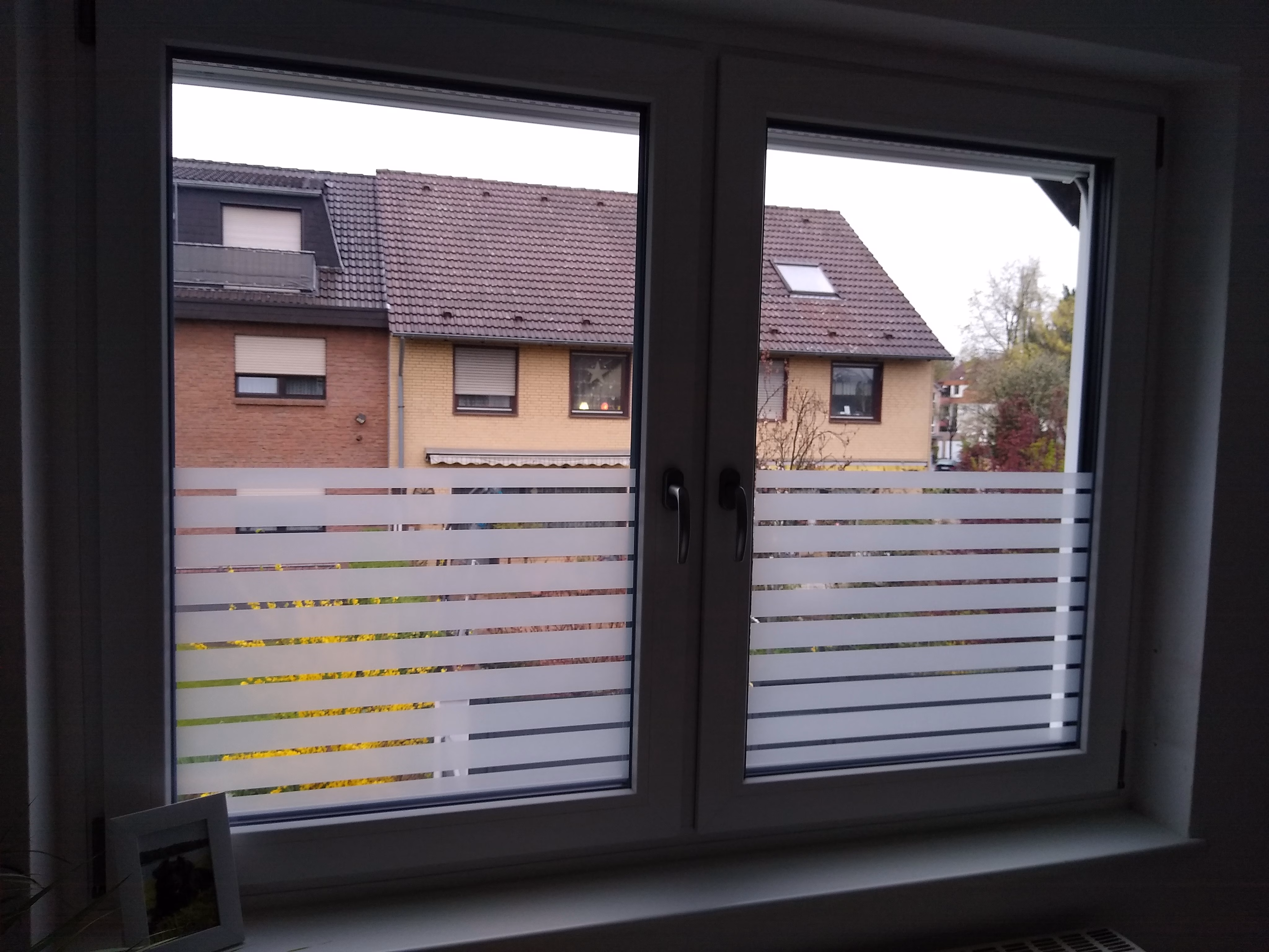 Dekofolie mit 45mm breiten Streifen Dekofolie mit 45mm breiten Streifen