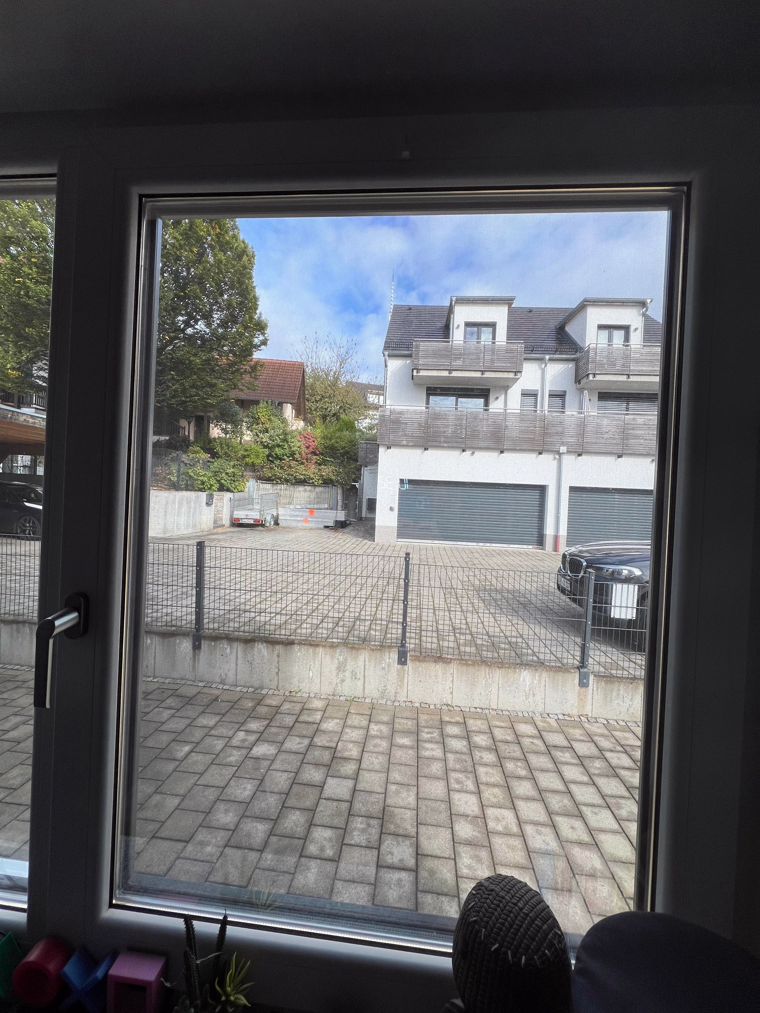 Spion-Spiegelfolie, silber verspiegelt Spion-Spiegelfolie, silber verspiegelt