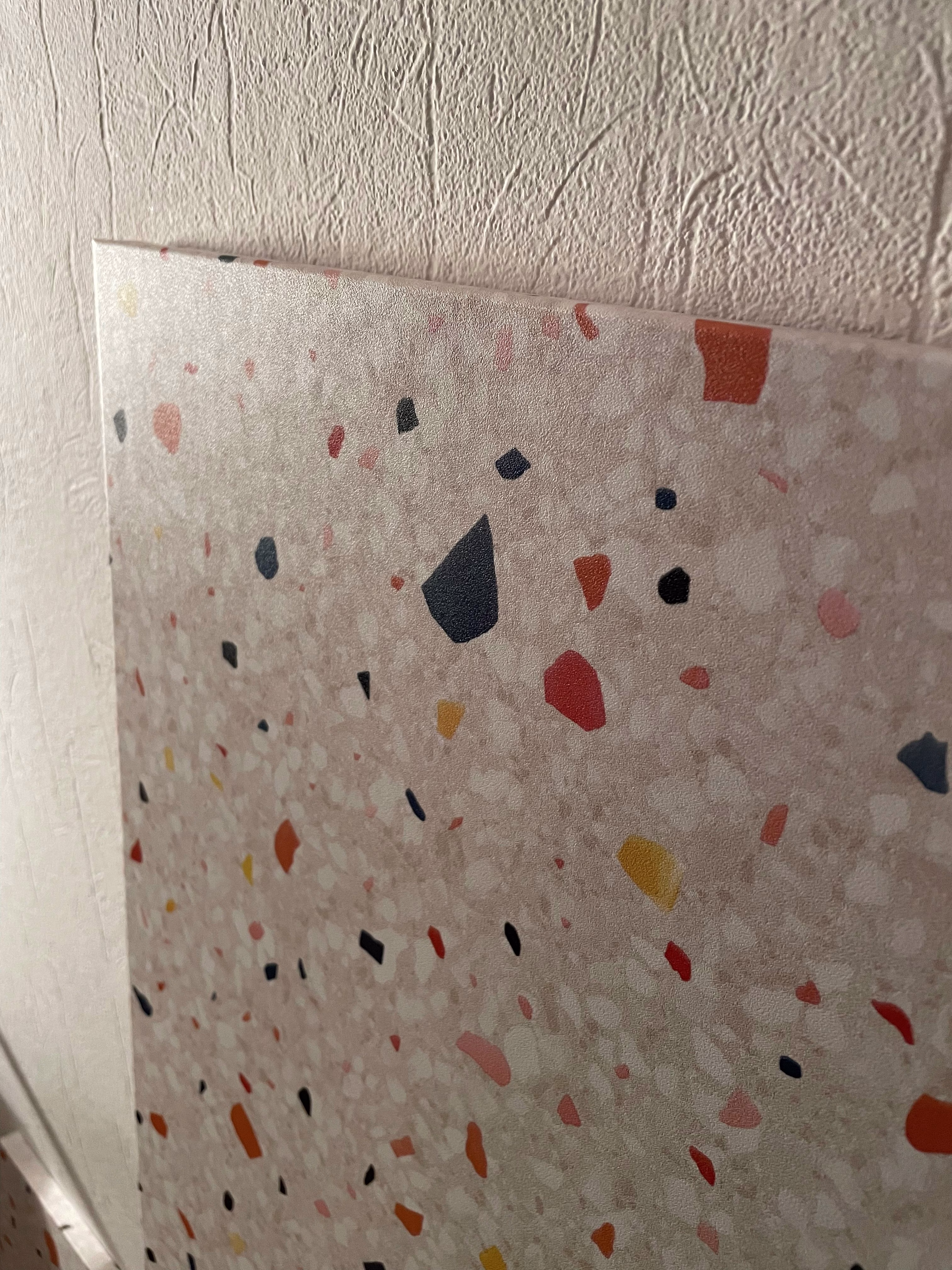 Bunter Terrazzo, Möbelfolie in Steinoptik Bunter Terrazzo, Möbelfolie in Steinoptik