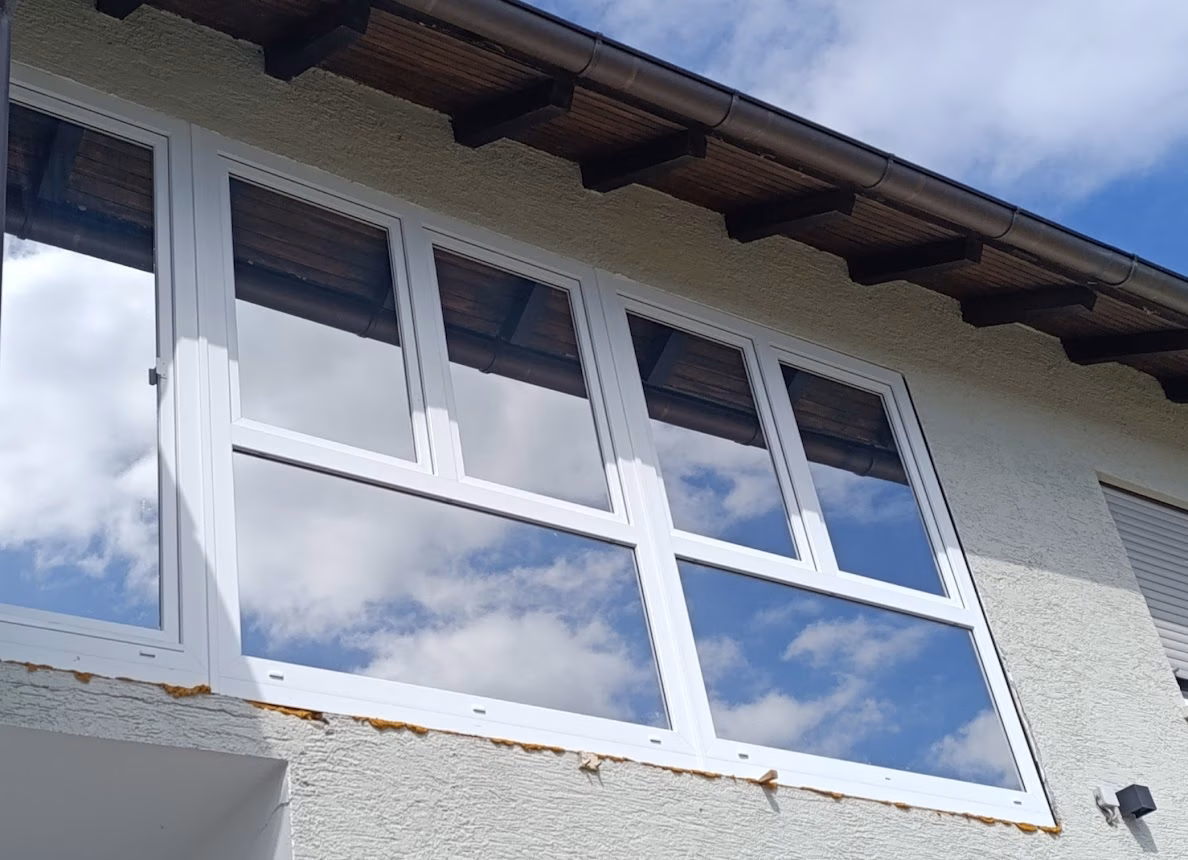 Spion-Spiegelfolie, silber verspiegelt Spion-Spiegelfolie, silber verspiegelt