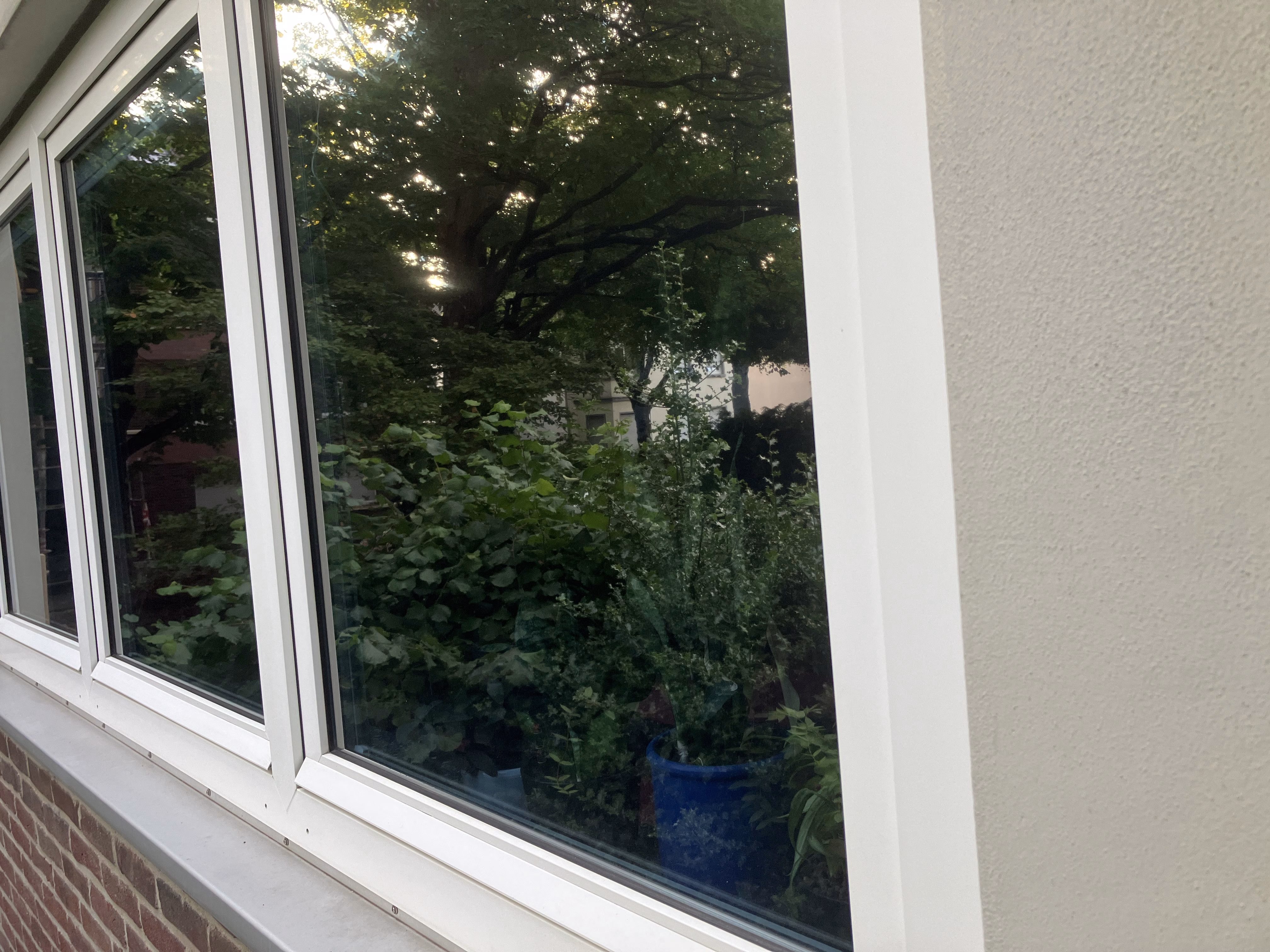 Spion-Spiegelfolie Prolight, leicht silber verspiegelt Spion-Spiegelfolie Prolight, leicht silber verspiegelt