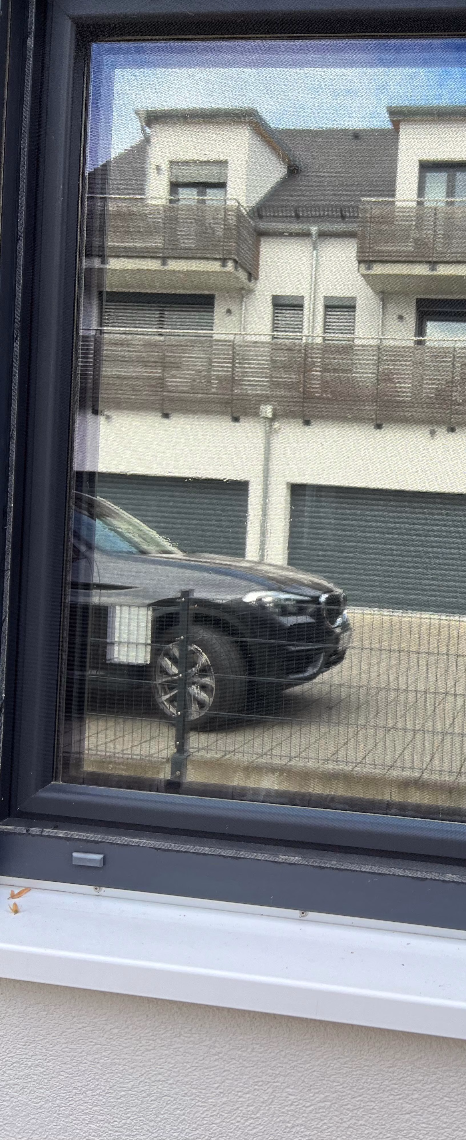 Spion-Spiegelfolie, silber verspiegelt Spion-Spiegelfolie, silber verspiegelt