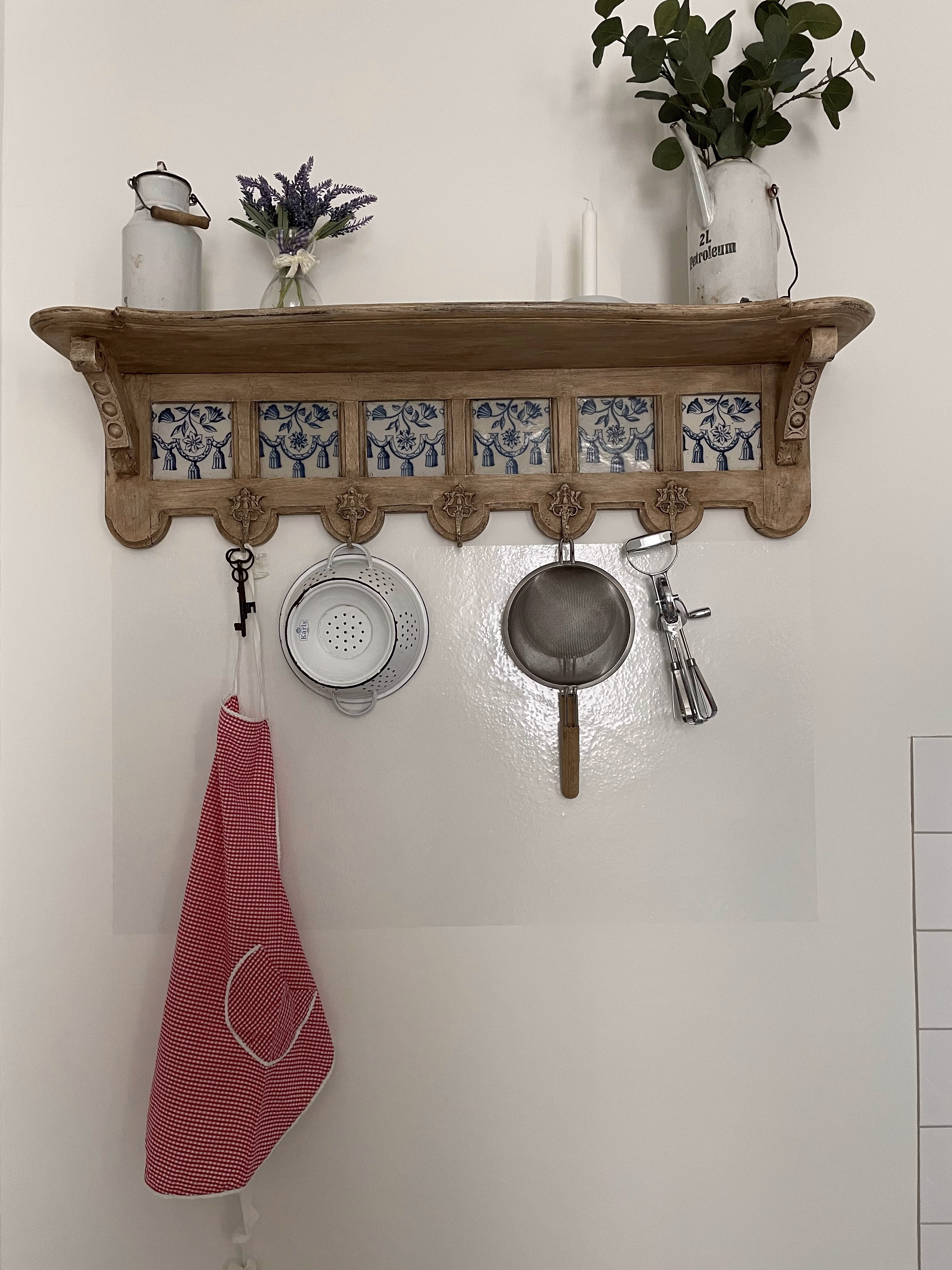 Wandschutzfolie für glatte Flächen, transparent
