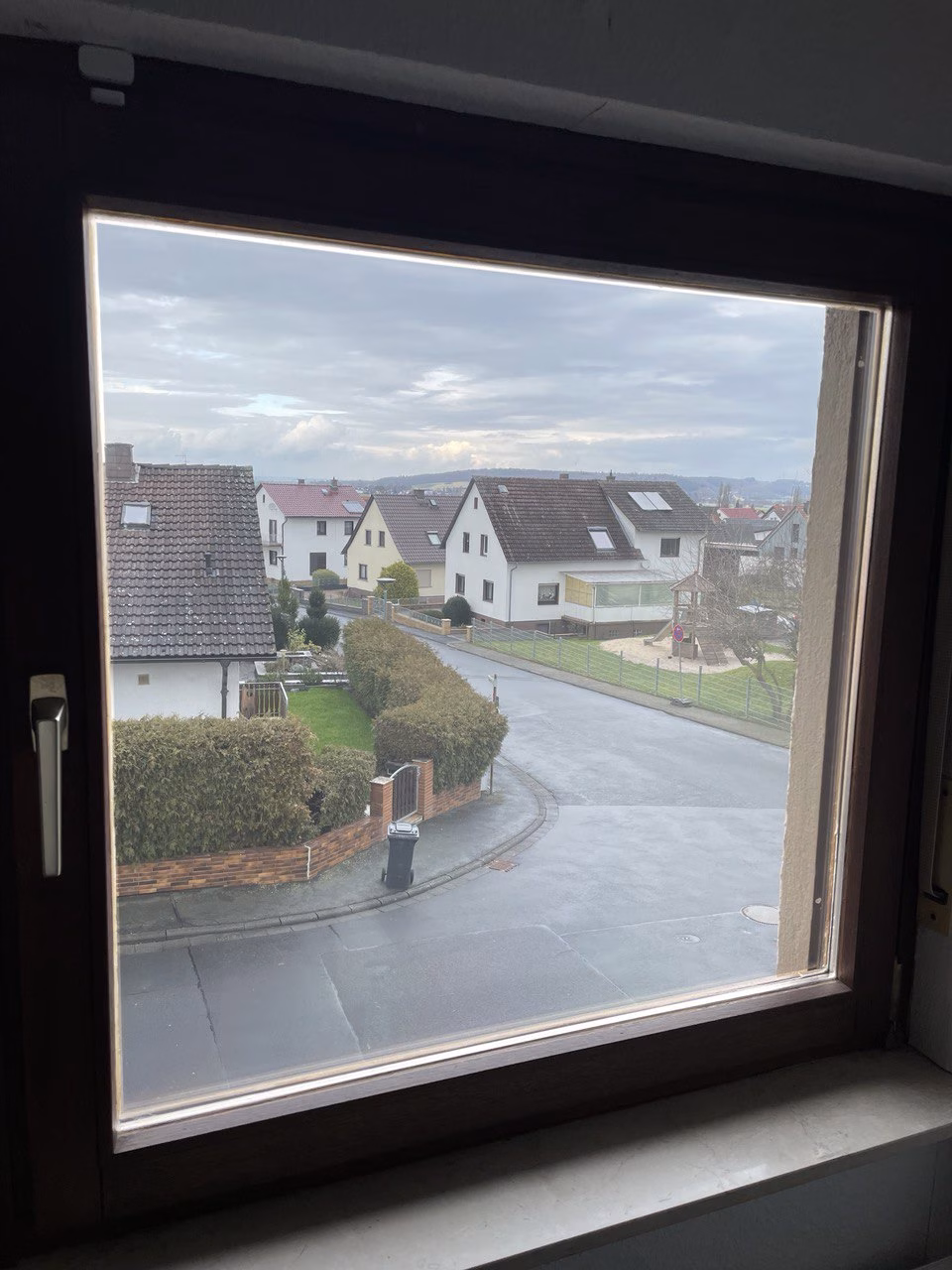 Spion-Spiegelfolie Prolight, leicht silber verspiegelt Spion-Spiegelfolie Prolight, leicht silber verspiegelt