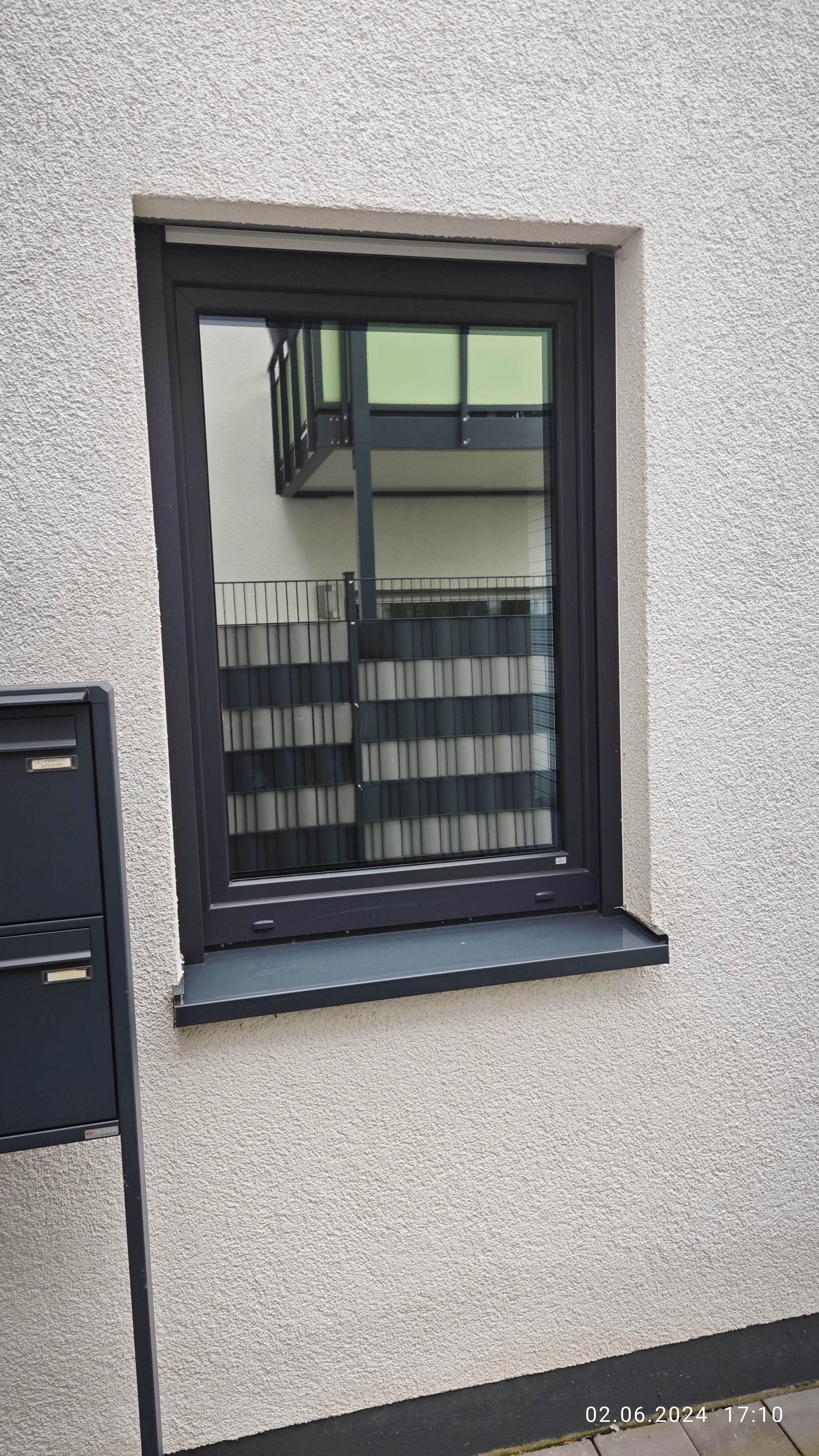 Spion-Spiegelfolie, silber verspiegelt Spion-Spiegelfolie, silber verspiegelt