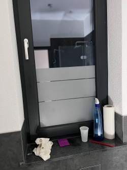 Sichtschutz im Bad mit Fensterfolie