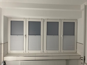 Milchglasfolie bietet auch abends Sichtschutz