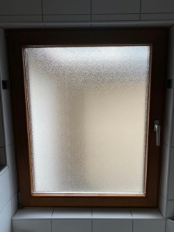 Kleberlose Sichtschutzfolie, Riffelglas-Optik