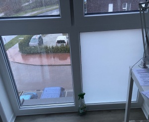 Milchglas Fensterfolie als Zuschnitt nach Maß