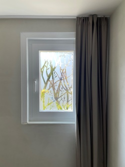 Fensterfolie mit Herbstwald