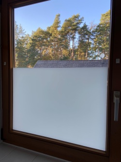 undurchsichte Fensterfolie mit hohem Sichtschutz